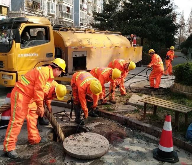 庐阳市政管道清淤