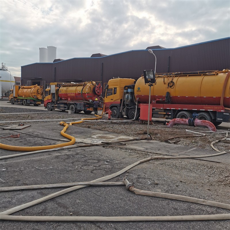 庐阳污水池清理